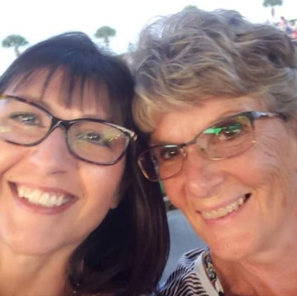 Meet your Posher, Sherri - Picture 2 of 4